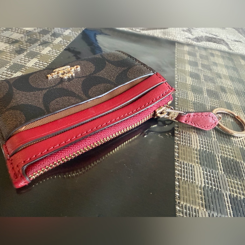 Coach Mini Skinny Id Case In Signature Canvas - Picture 4 of 7